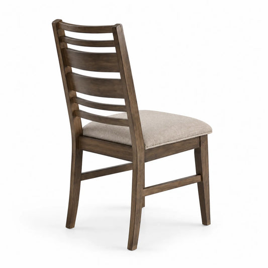 Chaise de salle à manger en bois avec assise en tissu beige